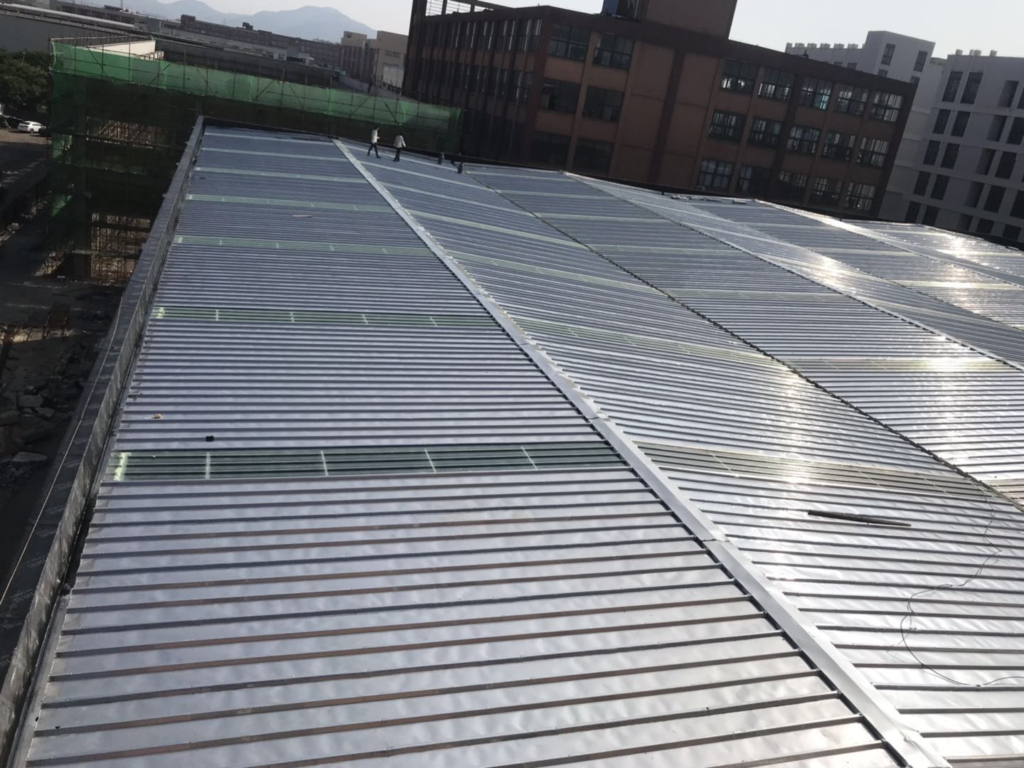 不锈钢彩钢瓦更换