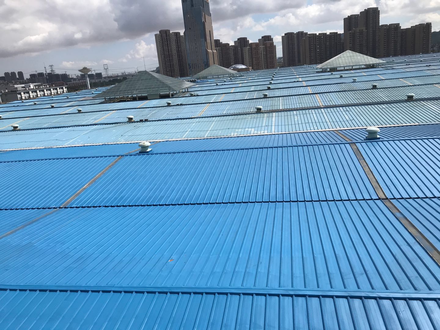金属屋面翻新
