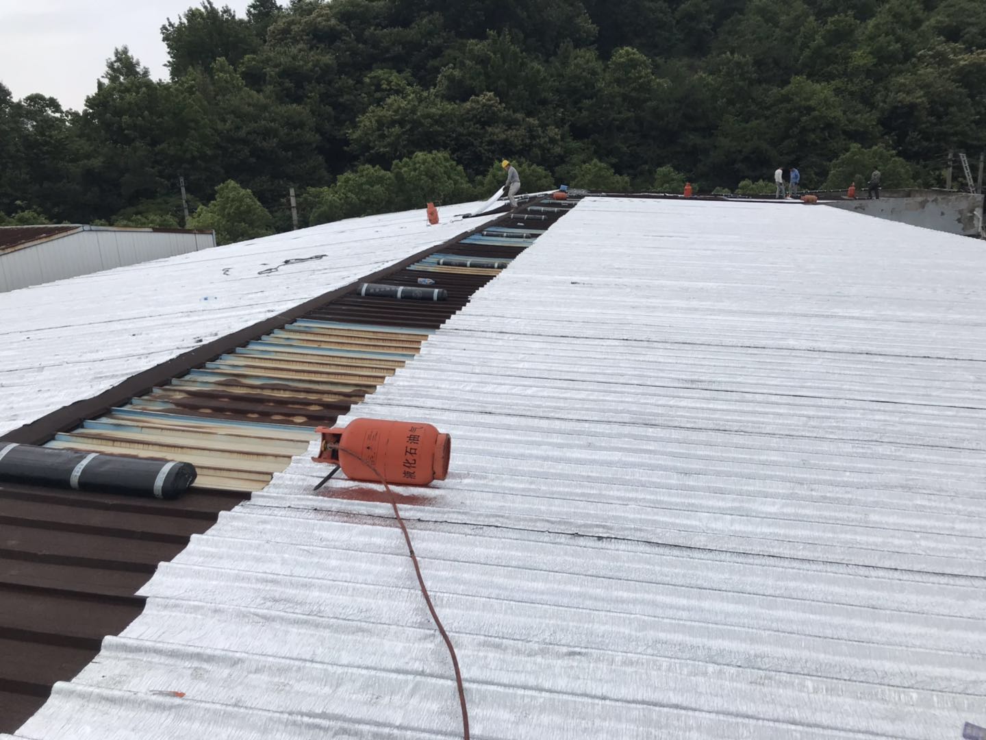 金属屋面卷材防水系统