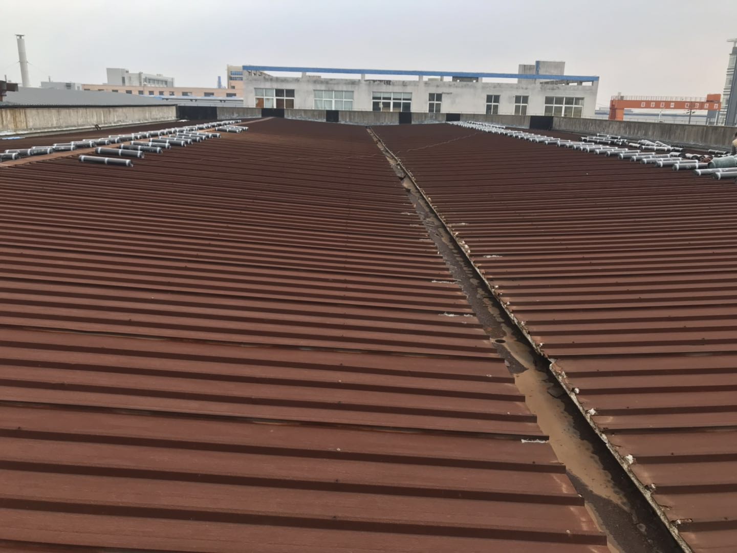 金属屋面卷材防水系统