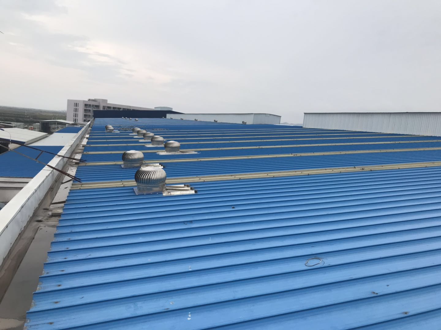 金属屋面卷材防水系统