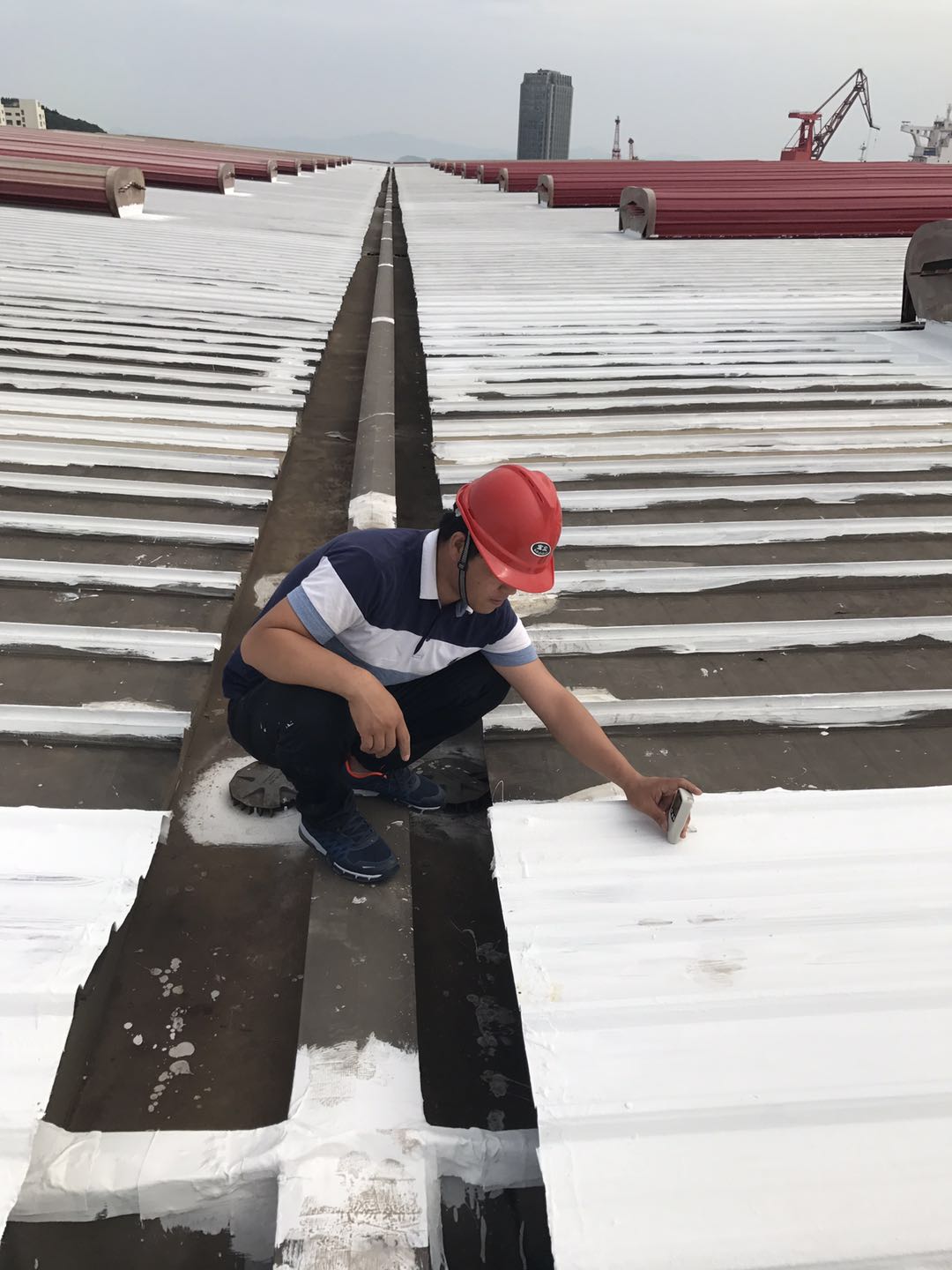 金属屋面卷材防水系统