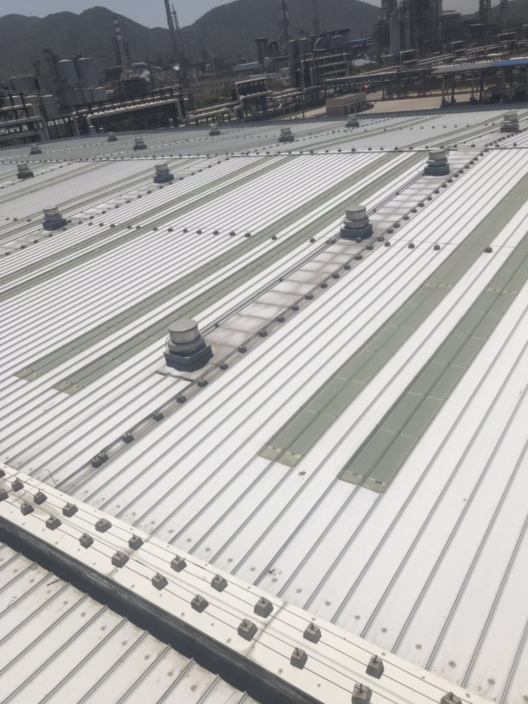金属屋面卷材防水系统